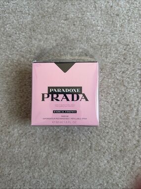 Prada Paradoxe Radical Essence Parfum